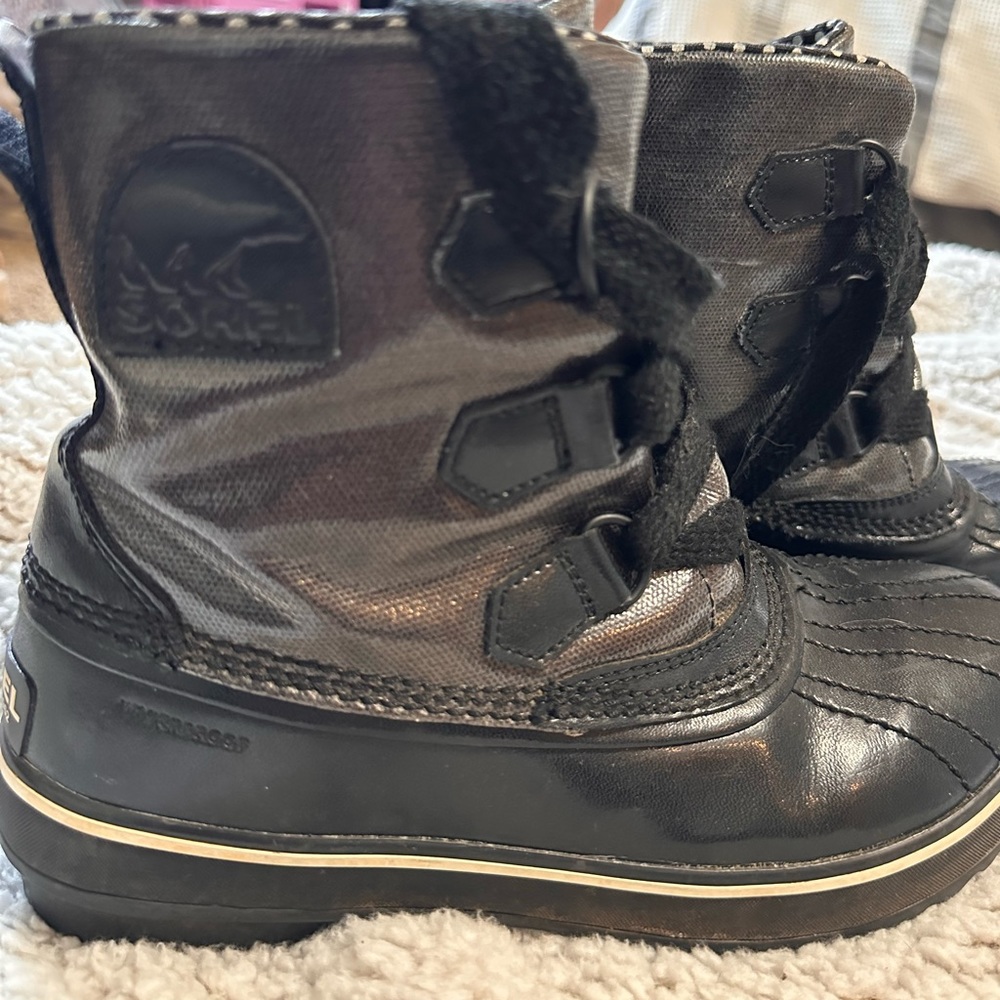 Sorel black duck boots Size 7